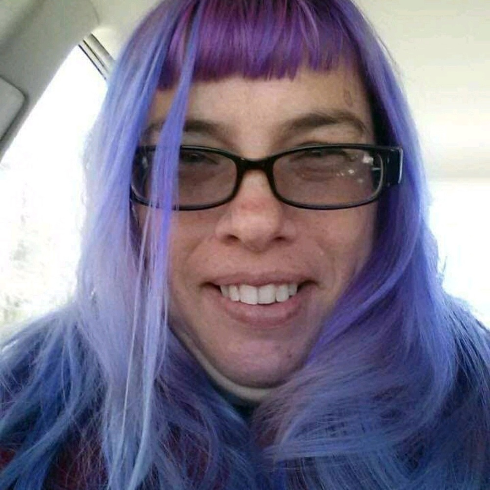 Meet your Posher, Angie